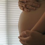 Masáž hráze v těhotenství – jak na to?
