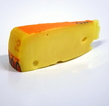 Za nízkotučný se považuje sýr, který obsahuje 25 až 30 procent tuku v sušině...