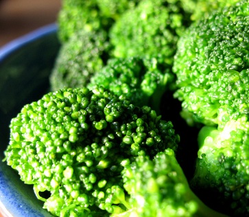 Brokolice je dobrým zdrojem vitamínu B2...