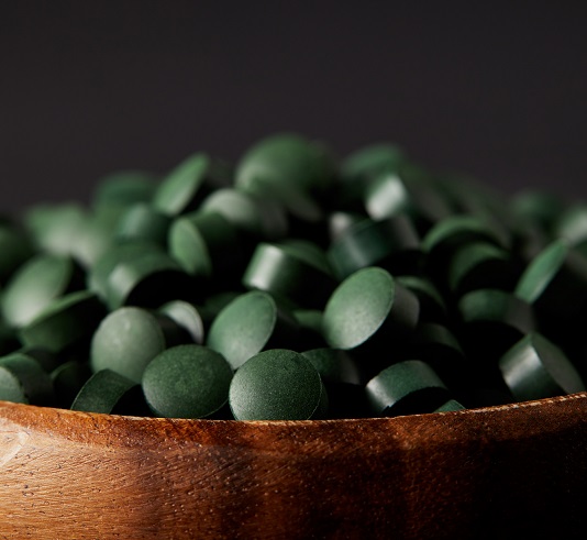 Takto vypadá chlorella ve formě tablet