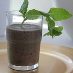 Ovocné smoothie se zeleným ječmenem