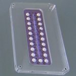 Kombinování více druhů antikoncepce může snížit riziko rakoviny vaječníků
