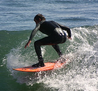 Surfing určitě vyzkoušejte, zamilujete si ho.