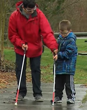 Usherův syndrom je závažné onemocnění genetického původu, které postihuje současně zrak a sluch.