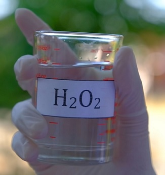 Dá se použít peroxid vodíku na akné?